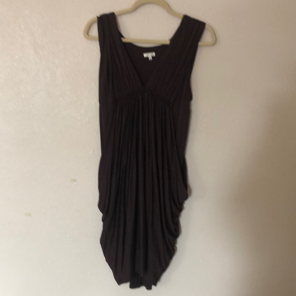 Brown blousy above knew dress